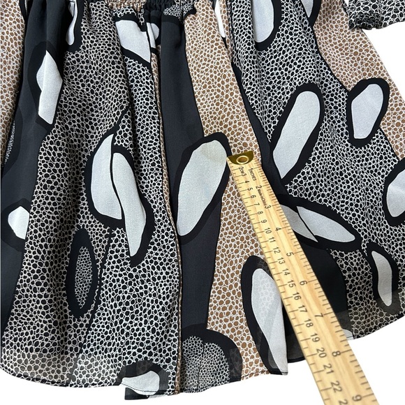 Diane von Furstenberg Kelley 100% Silk Dress — Style D950201O16, Size 8 - Picture 12 of 12